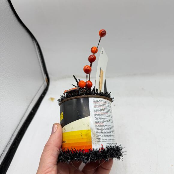 Halloween Road trip Decor centerpiece - Multimedia Assemblage Can - Picture 5 of 9